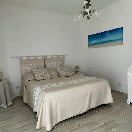 Del Mar Nel Centro Storico Apartment