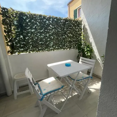 Del Mar Nel Centro Storico Santa Teresa Gallura