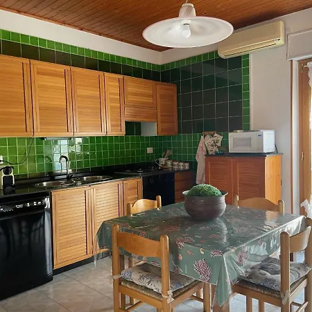 Del Mar Nel Centro Storico Санта-Тереза-Галлура